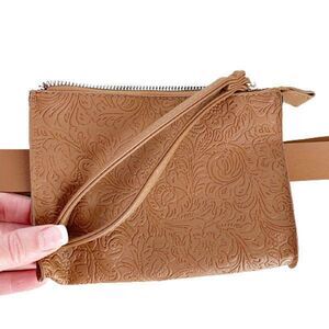 NEW Stone Co Brown Tooled Leather Wristlet Fanny Pack Waist Bag 2 Belts Western